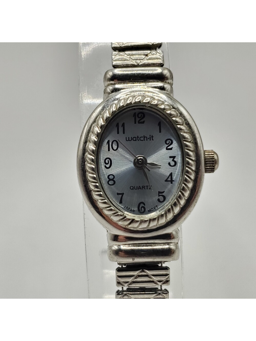 Watch-it Watch Women Blue Oval Dial Silver Tone Expandable Band New Battery